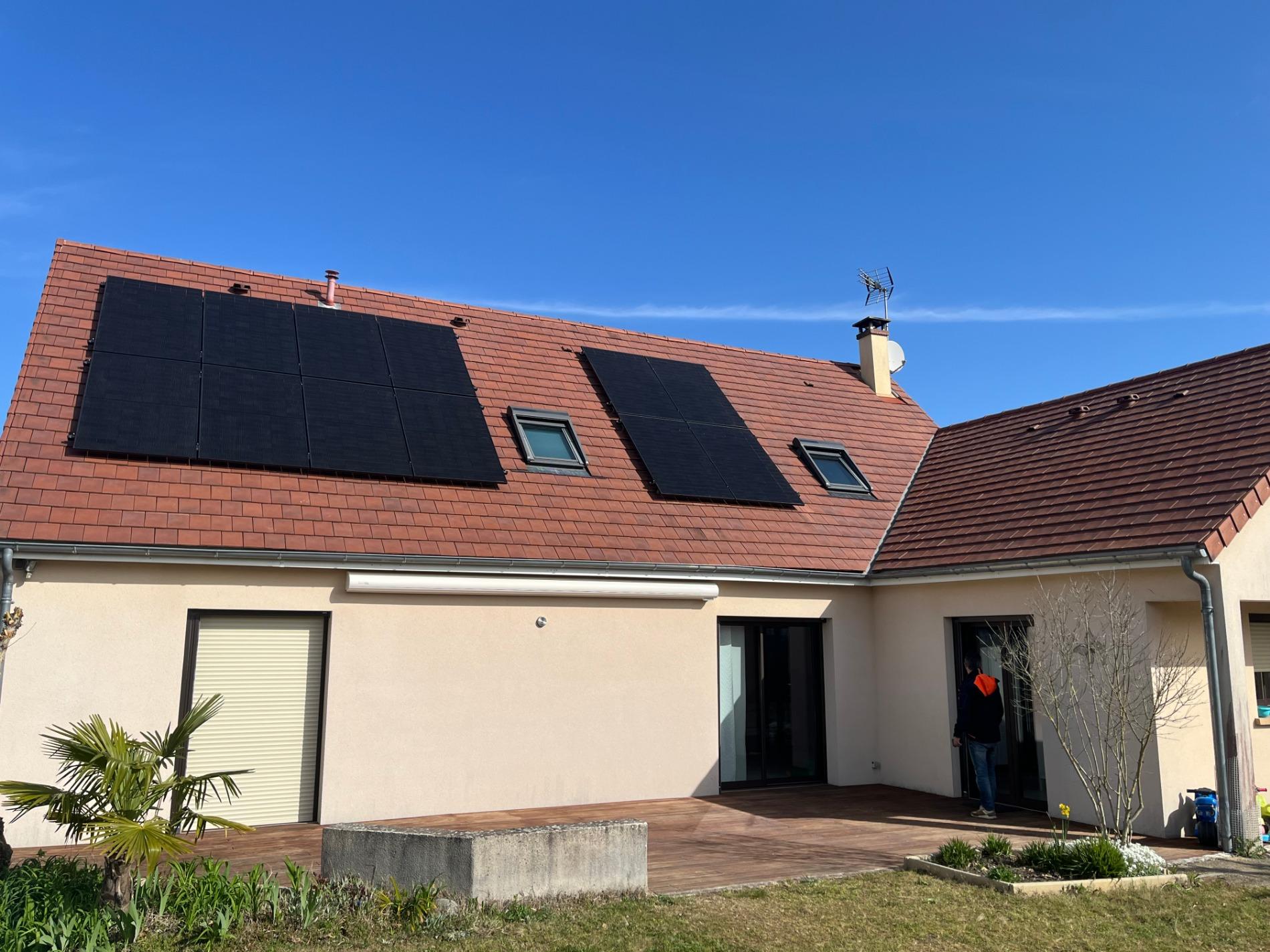 6KWC sur la commune MONT PRES CHAMBORD, optimiseur et onduleur SOLAR EDGE
